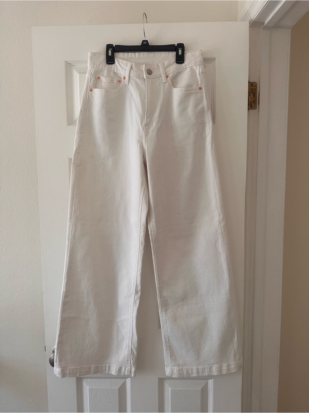 Gap Curvy High Rise Stride White Wide-Leg Ankle Jeans - Size 28 / 6 Tall - Picture 9 of 13